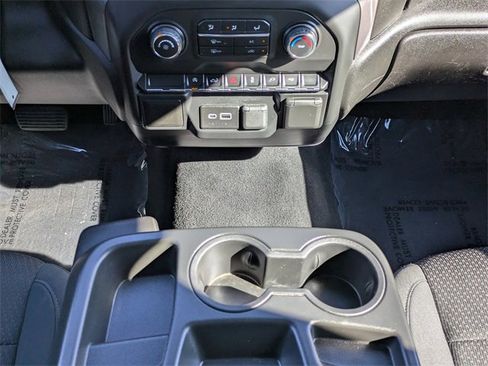 Used 2021 Chevrolet Silverado 1500 Custom image 18
