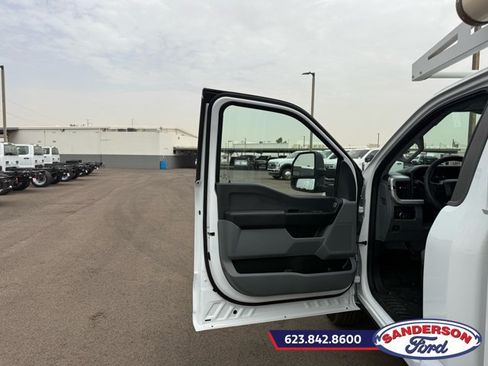 Used 2025 Ford F250 XL RWD image 20