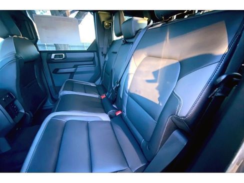 New 2025 Ford Bronco Outer Banks w/ Sasquatch Package image 25