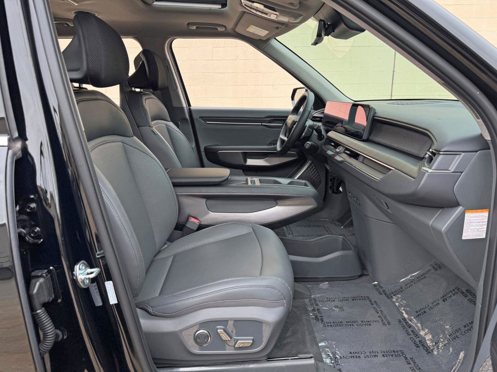 Used 2026 Kia EV9 Light RWD image 16