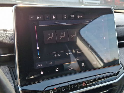 Certified 2022 Jeep Compass Latitude w/ Convenience Group image 19