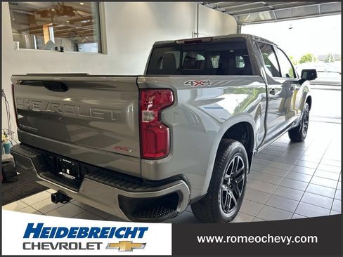 Used 2023 Chevrolet Silverado 1500 RST w/ Convenience Package II AWD/4WD image 4