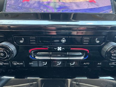Certified 2022 Jeep Grand Cherokee Limited AWD/4WD image 7