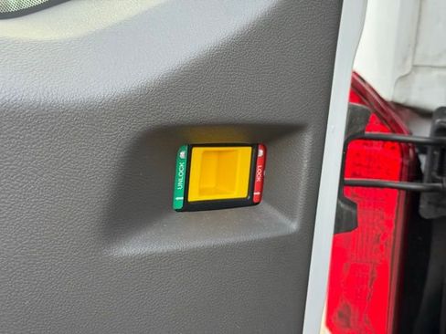 Certified 2024 Ford Transit 350 XLT image 36