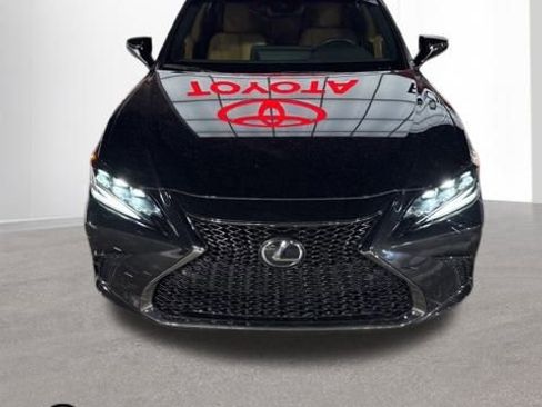 Used 2025 Lexus ES 300h F Sport w/ Accessory Package (Z1) image 1