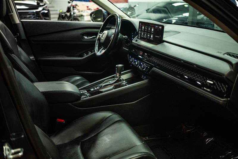 Used 2025 Honda Accord Touring image 13