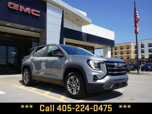 Used 2026 GMC Terrain Elevation FWD image 2
