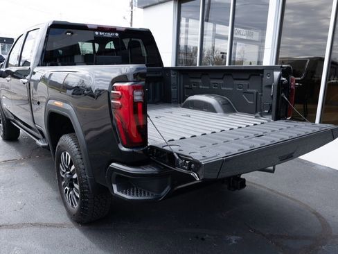 New 2026 GMC Sierra 2500 Denali Ultimate AWD/4WD image 7