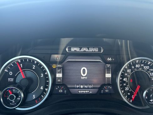 Used 2022 RAM 1500 Big Horn image 11