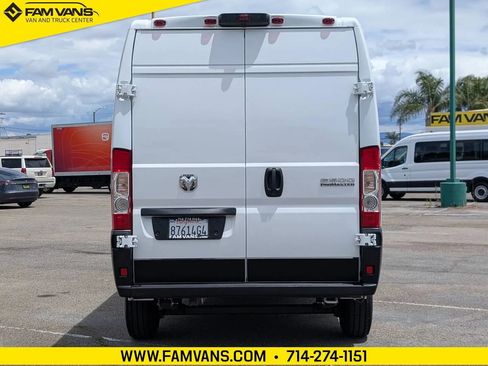 Used 2026 RAM ProMaster 2500 w/ Convenience Group FWD image 6