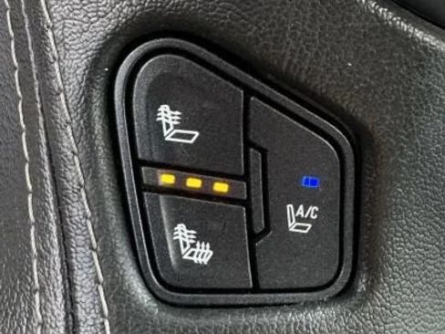 Used 2016 Chevrolet Suburban LTZ AWD/4WD image 28