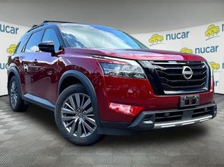 Used 2023 Nissan Pathfinder SL w/ SL Premium Package AWD/4WD video 1