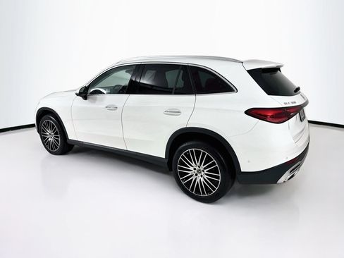 Certified 2024 Mercedes-Benz GLC 300 image 6