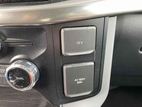 Used 2024 Ford F150 Lariat w/ Equipment Group 502A High AWD/4WD image 28