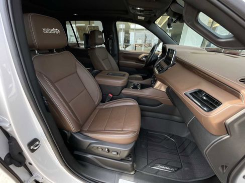 Certified 2024 Chevrolet Tahoe High Country w/ Premium Package 2 image 28