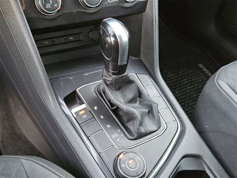 Used 2021 Volkswagen Tiguan S image 25