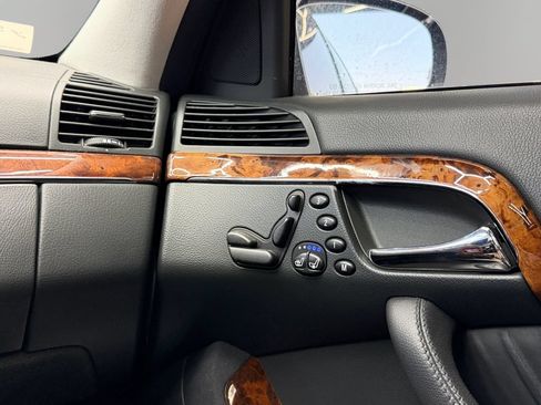 Used 2006 Mercedes-Benz S 55 AMG image 20