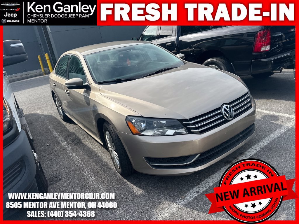 Used 2015 Volkswagen Passat 1.8T S FWD image 1