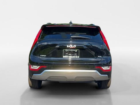 New 2025 Kia Niro SX Touring image 4