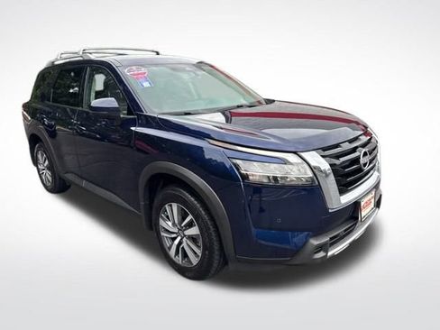 Used 2024 Nissan Pathfinder SL image 8