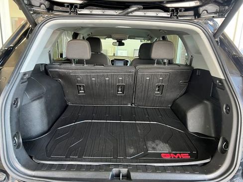 Used 2021 GMC Terrain SLE w/ Driver Convenience Package image 14