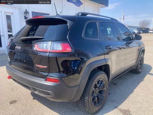 Used 2020 Jeep Cherokee Trailhawk w/ Comfort & Convenience Group image 5