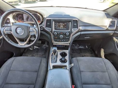 Used 2016 Jeep Grand Cherokee Laredo w/ Quick Order Package 23E AWD/4WD image 15