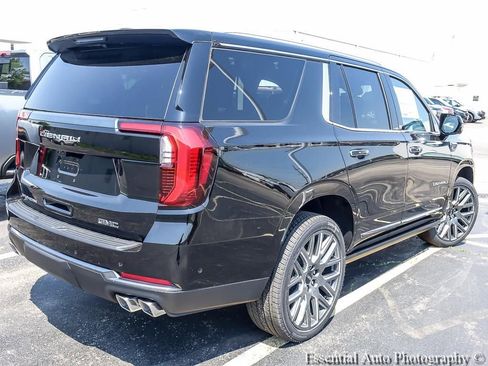 New 2026 GMC Yukon Denali Ultimate AWD/4WD image 9