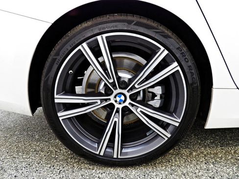 Used 2020 BMW 330i Sedan w/ Driving Assistance Package RWD image 21
