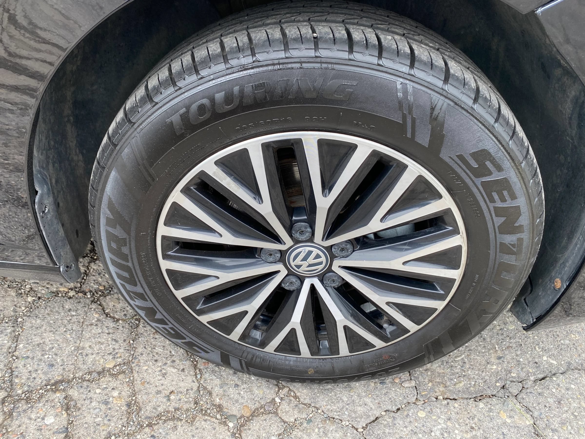 Used 2021 Volkswagen Jetta SE FWD image 32