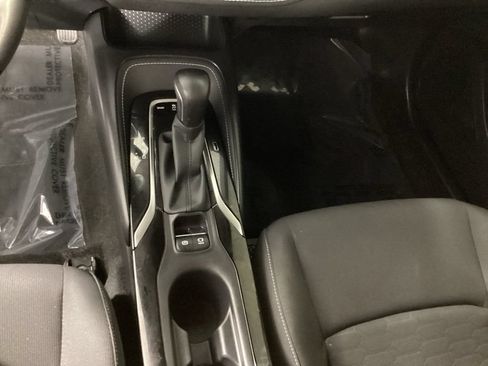 Used 2019 Toyota Corolla SE FWD image 16
