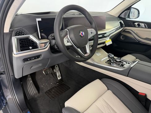 New 2026 BMW ALPINA XB7 AWD/4WD image 4