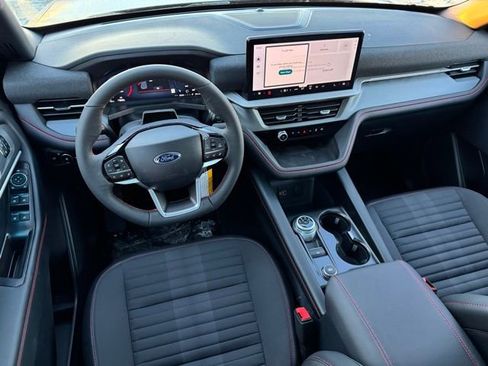 New 2026 Ford Explorer ST-Line w/ ST-Line Street Pack image 6