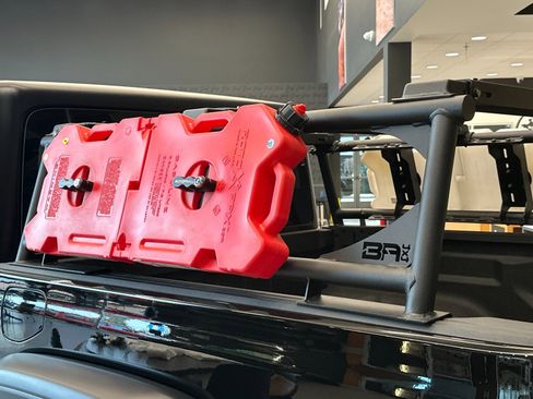 New 2025 Jeep Gladiator Rubicon w/ Convenience Group image 23