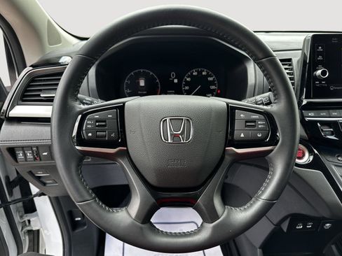 Certified 2025 Honda Odyssey Touring image 10