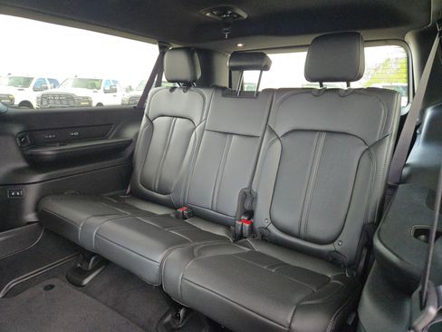 New 2026 Jeep Grand Wagoneer L 4WD image 20