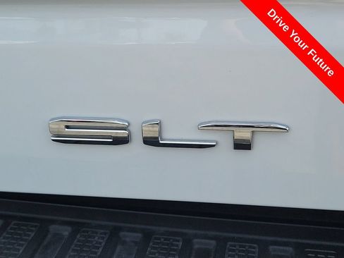 Used 2026 GMC Sierra 1500 SLT RWD image 30