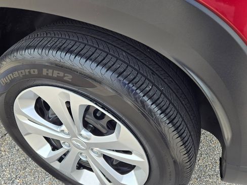 Used 2024 Chevrolet Trax LS image 9