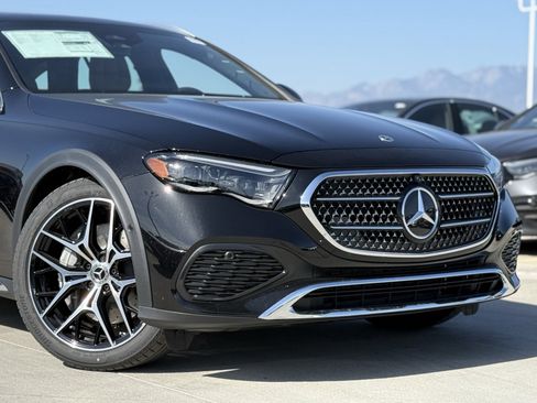 New 2026 Mercedes-Benz E 450 4MATIC All-Terrain Wagon image 3