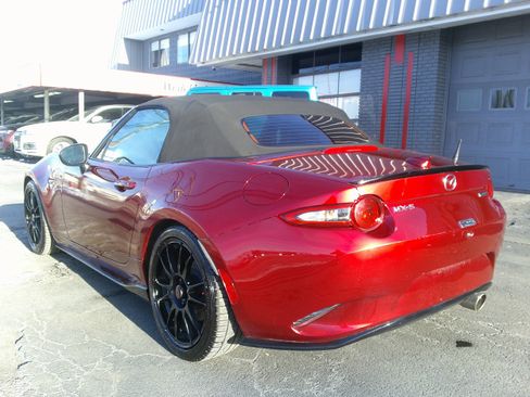 Used 2020 MAZDA MX-5 Miata Club w/ Brembo/BBS Recaro Package image 3