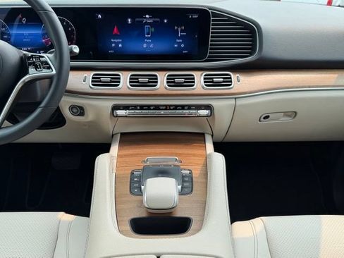 Certified 2024 Mercedes-Benz GLE 350 4MATIC w/ Winter Package image 13