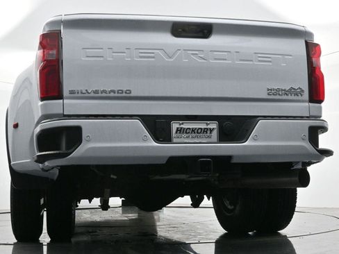 Used 2026 Chevrolet Silverado 3500 High Country w/ High Country Premium Package AWD/4WD image 52