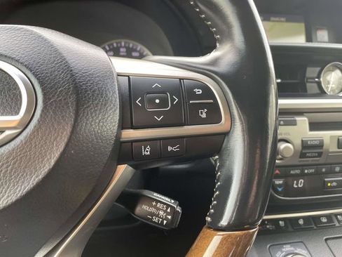 Used 2016 Lexus ES 350 w/ Ultra Luxury Package image 27