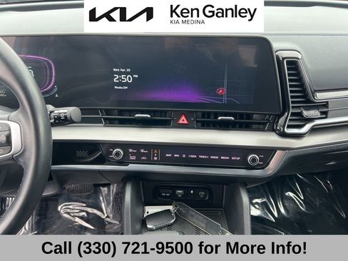 Certified 2024 Kia Sportage EX FWD image 36