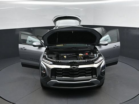 New 2026 Chevrolet Equinox ACTIV w/ Convenience Package III FWD image 52
