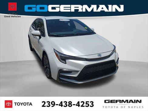 Certified 2026 Toyota Corolla SE FWD image 3