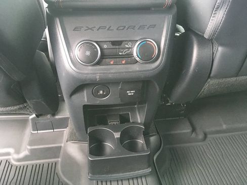 Used 2025 Ford Explorer ST AWD/4WD image 25