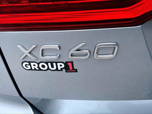 Used 2018 Volvo XC60 T5 Inscription w/ Convenience Package image 32