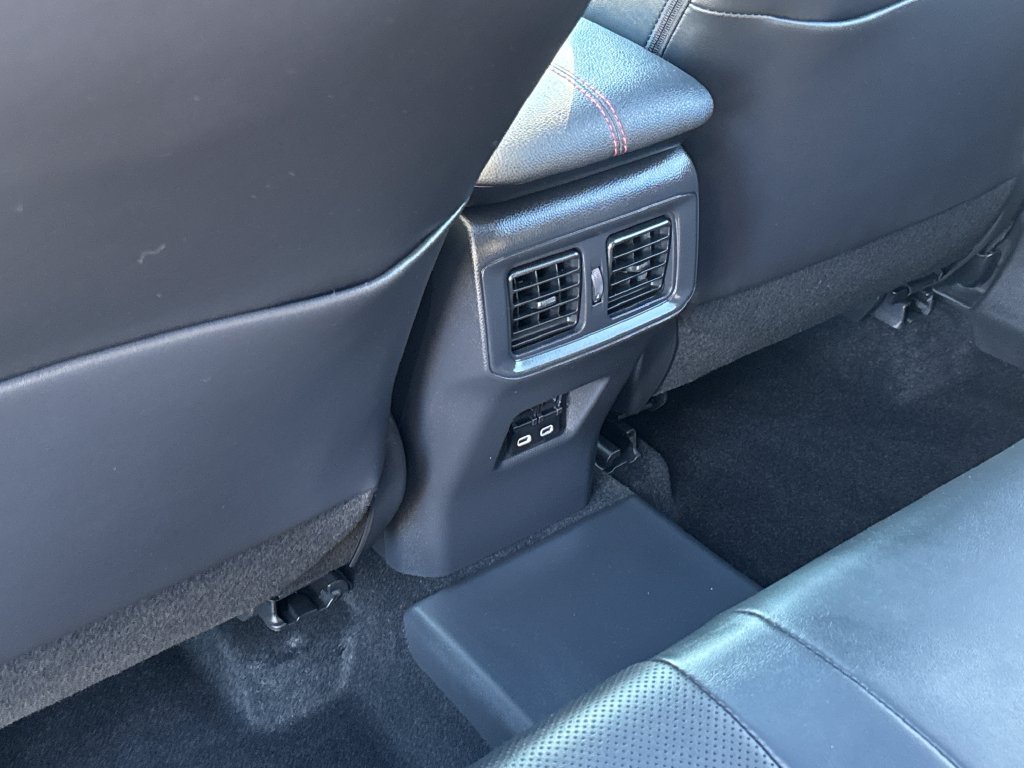 Used 2025 Toyota RAV4 XSE w/ Premium Package AWD/4WD image 38