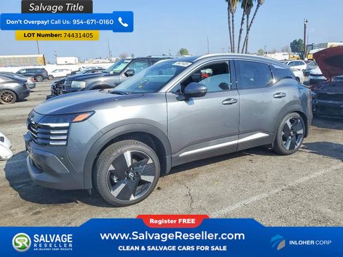 Used 2025 Nissan Kicks SR FWD image 1